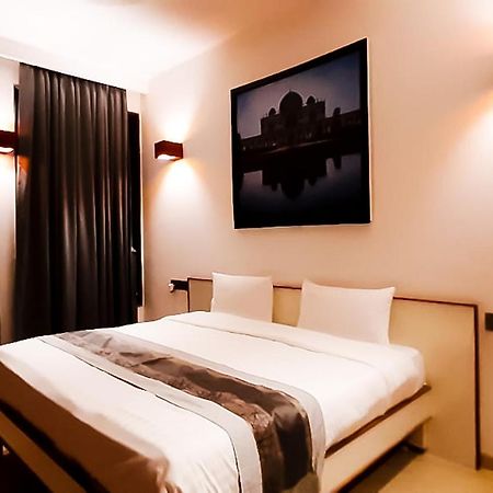 Hotel Mayur Express Sangamner Εξωτερικό φωτογραφία