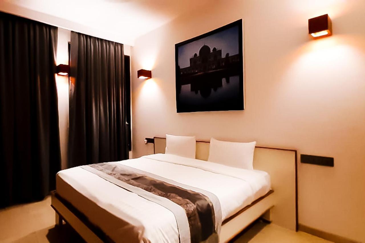 Hotel Mayur Express Sangamner Εξωτερικό φωτογραφία
