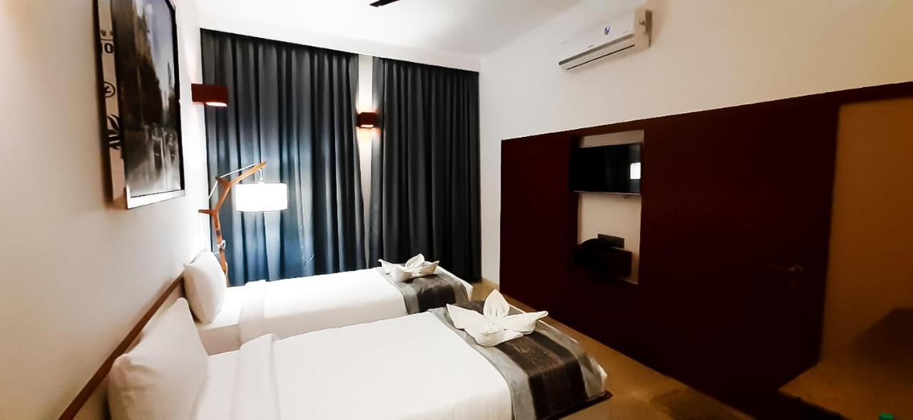 Hotel Mayur Express Sangamner Εξωτερικό φωτογραφία